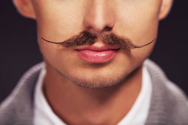Cires à moustache
