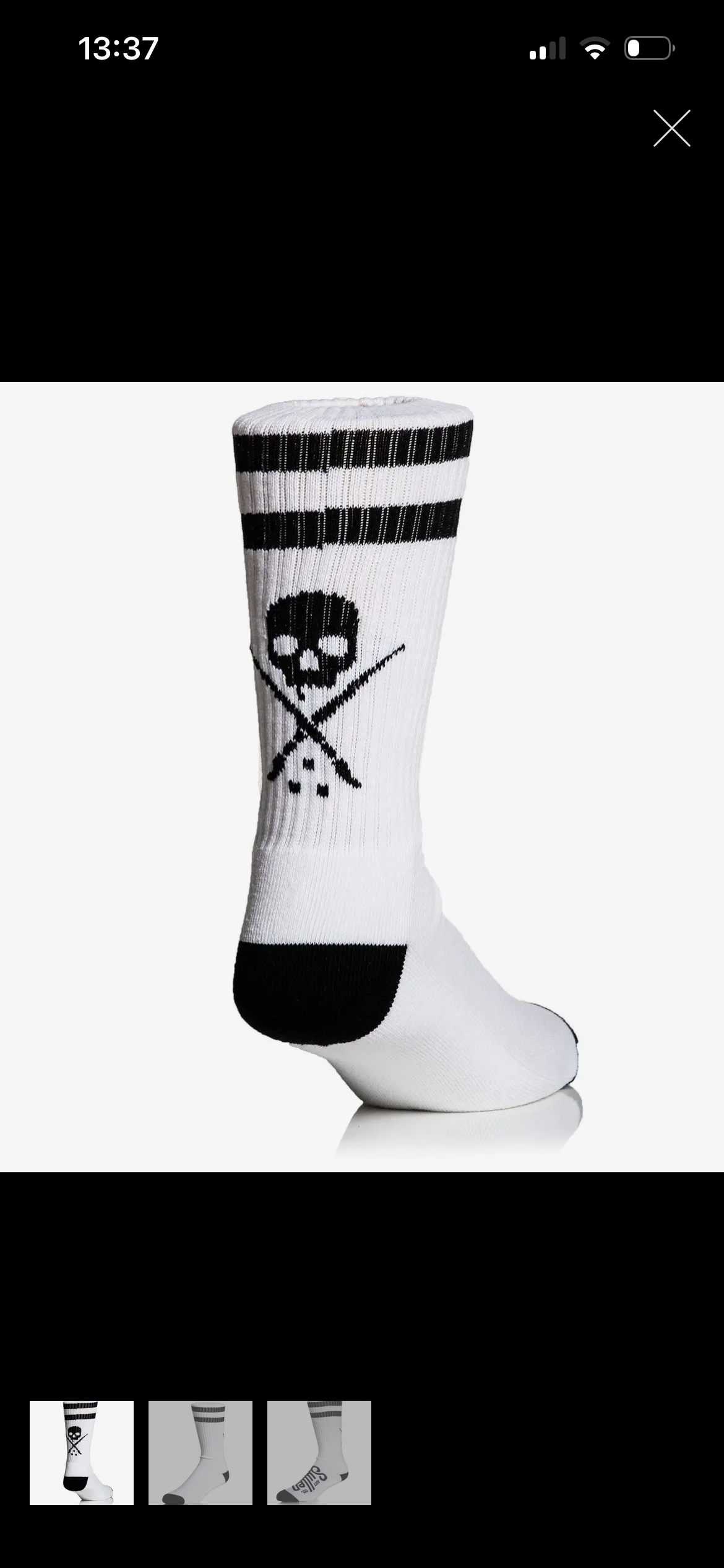 Chaussettes blanches et noir